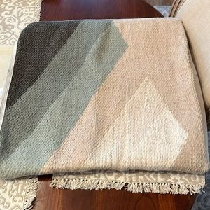 Crate and Barrel Square Wool Pillow Cover 20” on each side in EUC